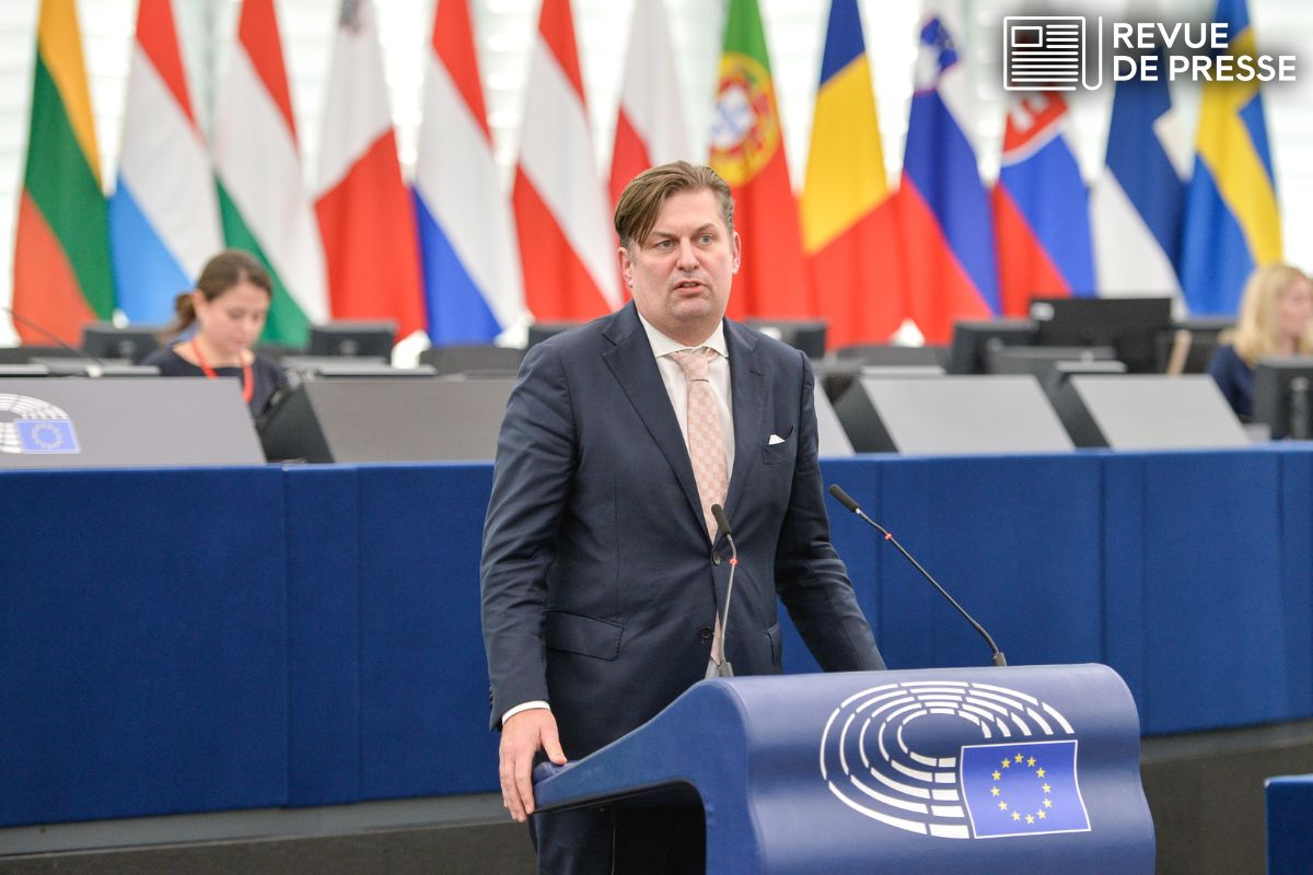 Un candidat d’extrême droite interdit de se présenter à l’élection municipale en Allemagne